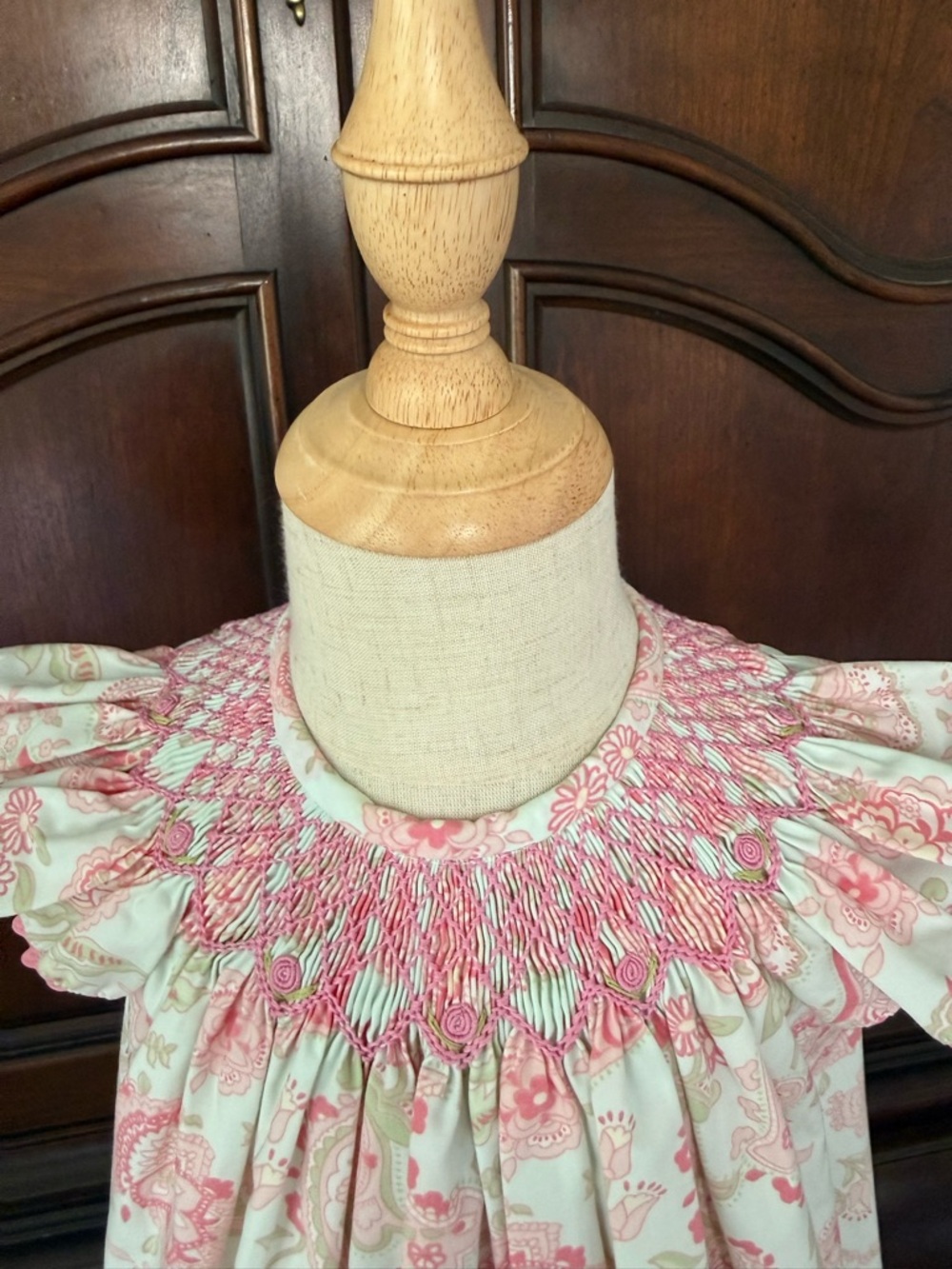 Shrimp & Grits Pink Floral Smocked Bishop Dress 12M Boutique Easter Spring - Picture 4 of 8